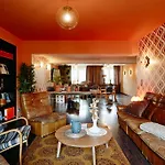 Friends Downtown Hotel 4*