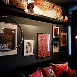 Friends Downtown Hotel 4*