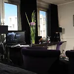 Hotel Friends Downtown 4*