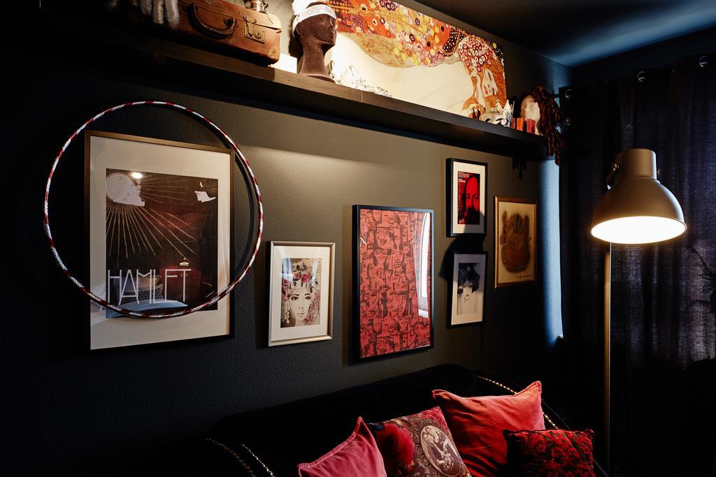 Friends Downtown Hotel 4*