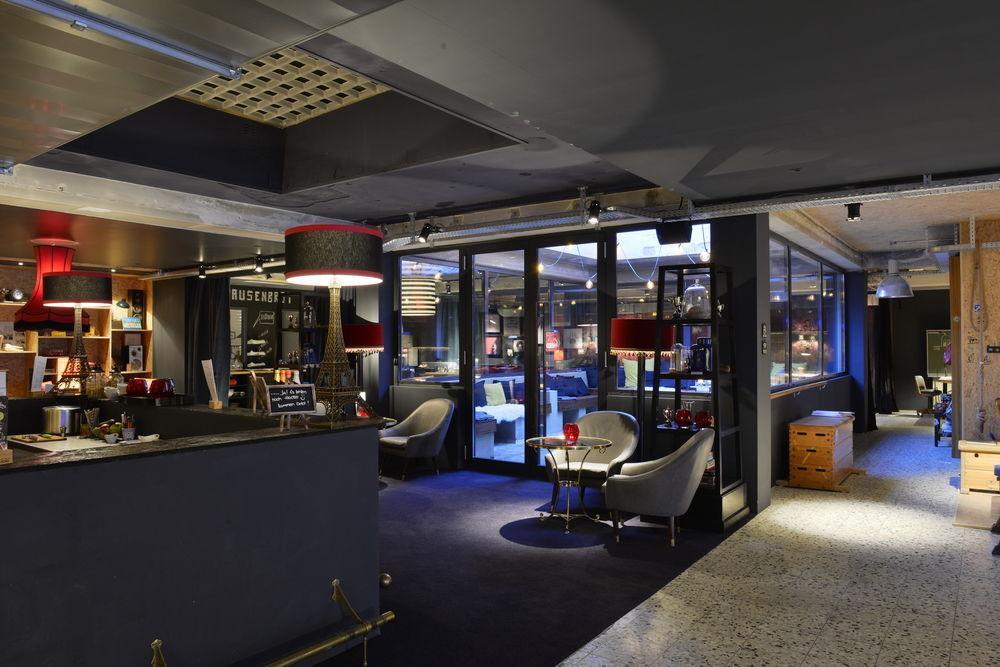 Friends Downtown Hotel 4*